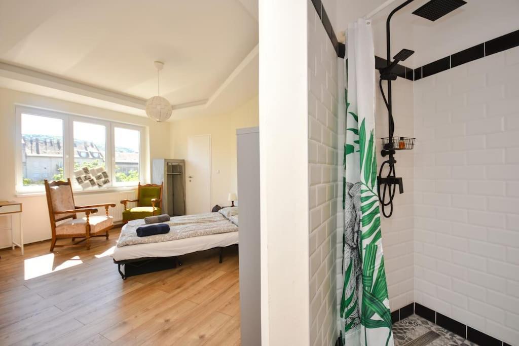 Ferienwohnung Renovated Stylish Flat At The Castle&Metro Budapest Exterior foto