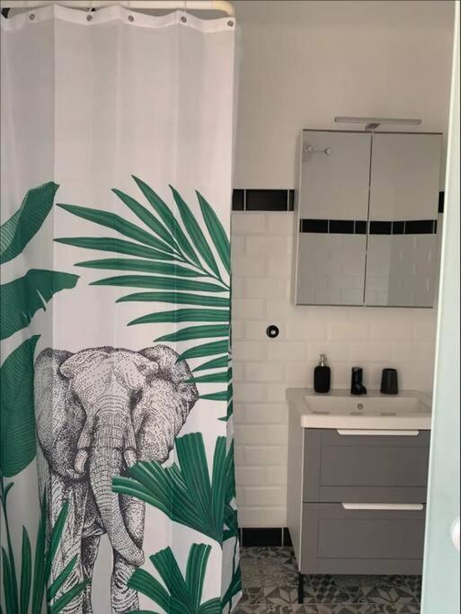 Ferienwohnung Renovated Stylish Flat At The Castle&Metro Budapest Exterior foto